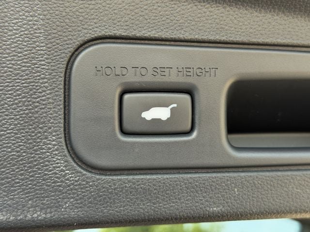 Certified 2025 Acura MDX w/ Technology Package FWD image 26