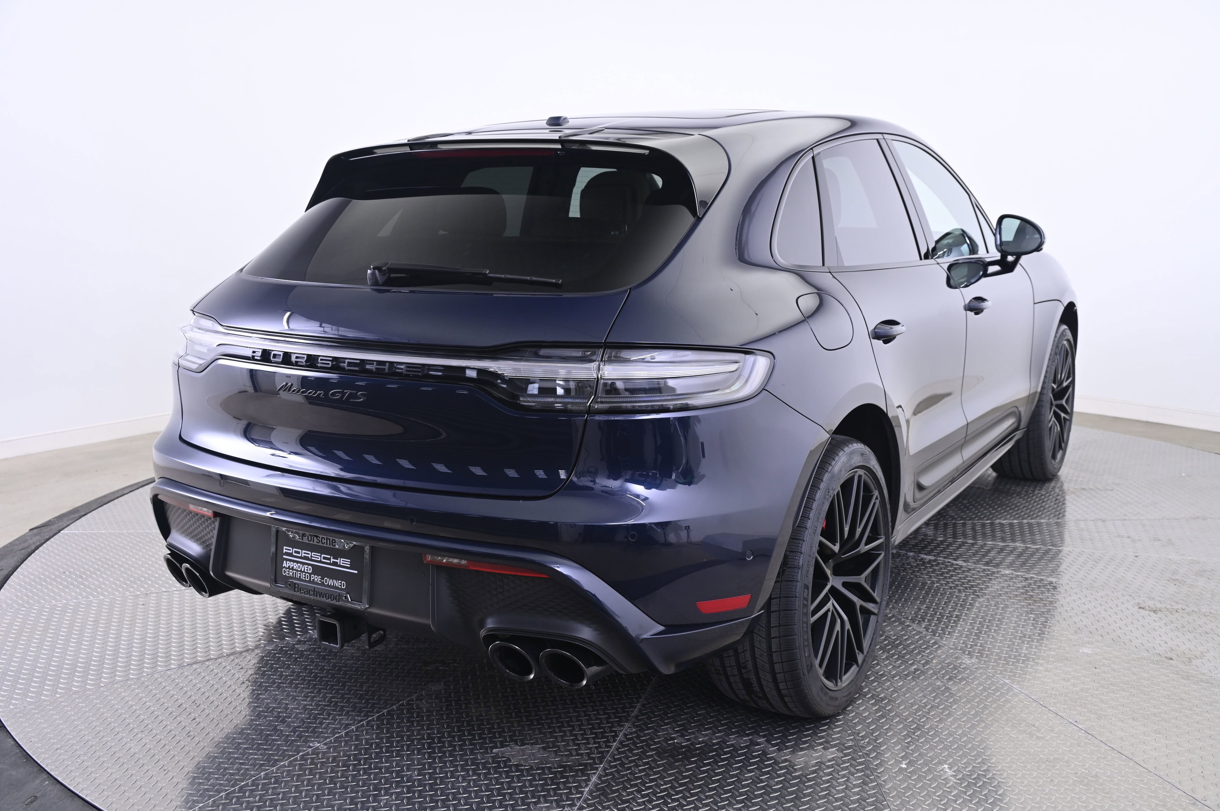 Certified 2022 Porsche Macan GTS image 7