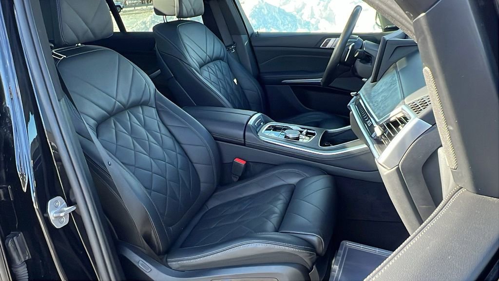 Used 2024 BMW X5 xDrive40i image 11