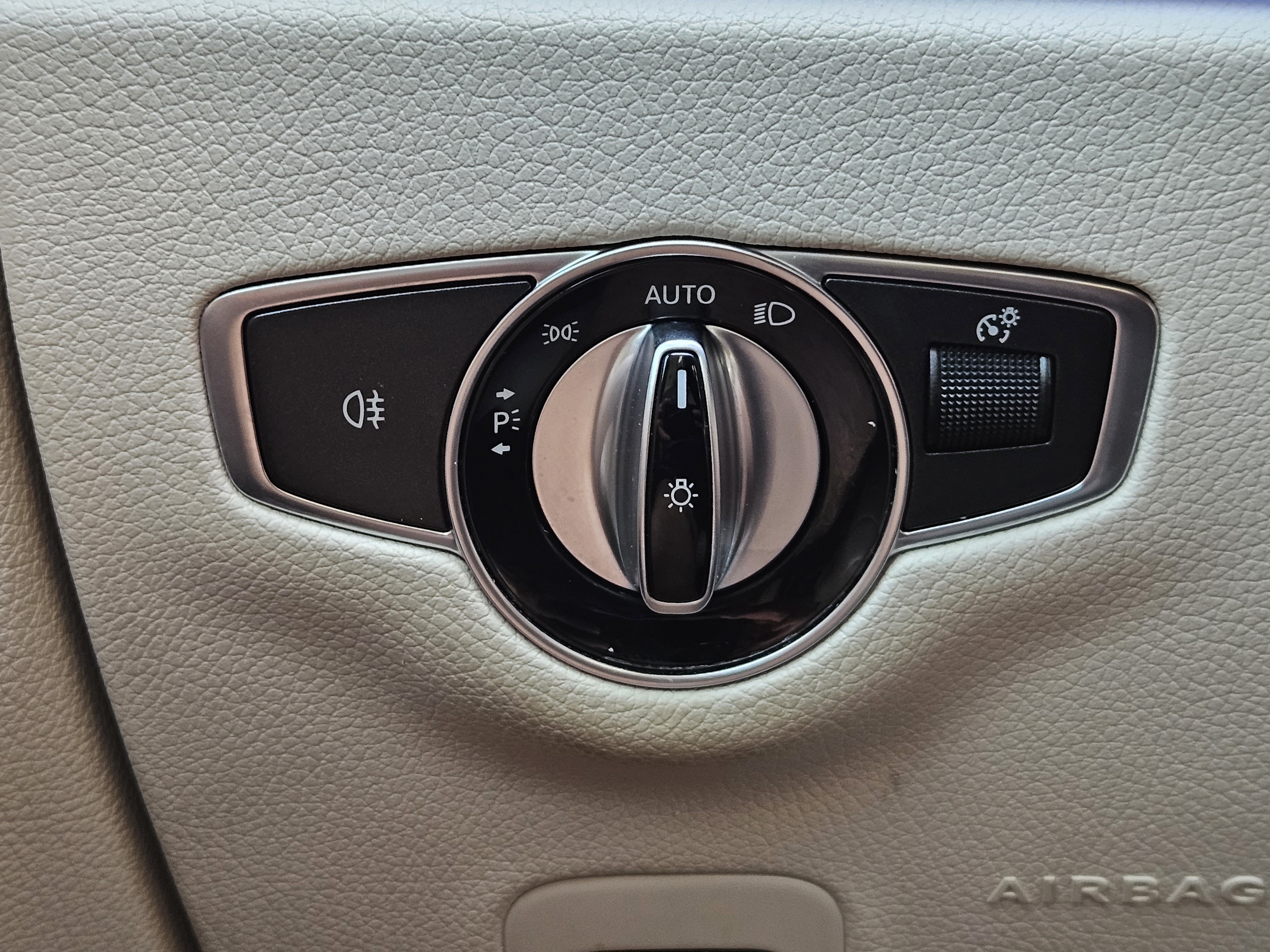 Certified 2021 Mercedes-Benz E 350 4MATIC Sedan image 23
