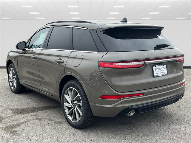 New 2025 Lincoln Corsair Grand Touring image 5