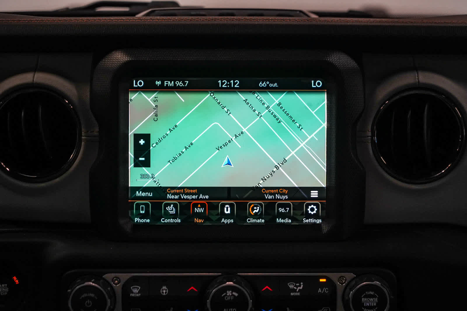 Used 2022 Jeep Wrangler Unlimited Sahara AWD/4WD image 14