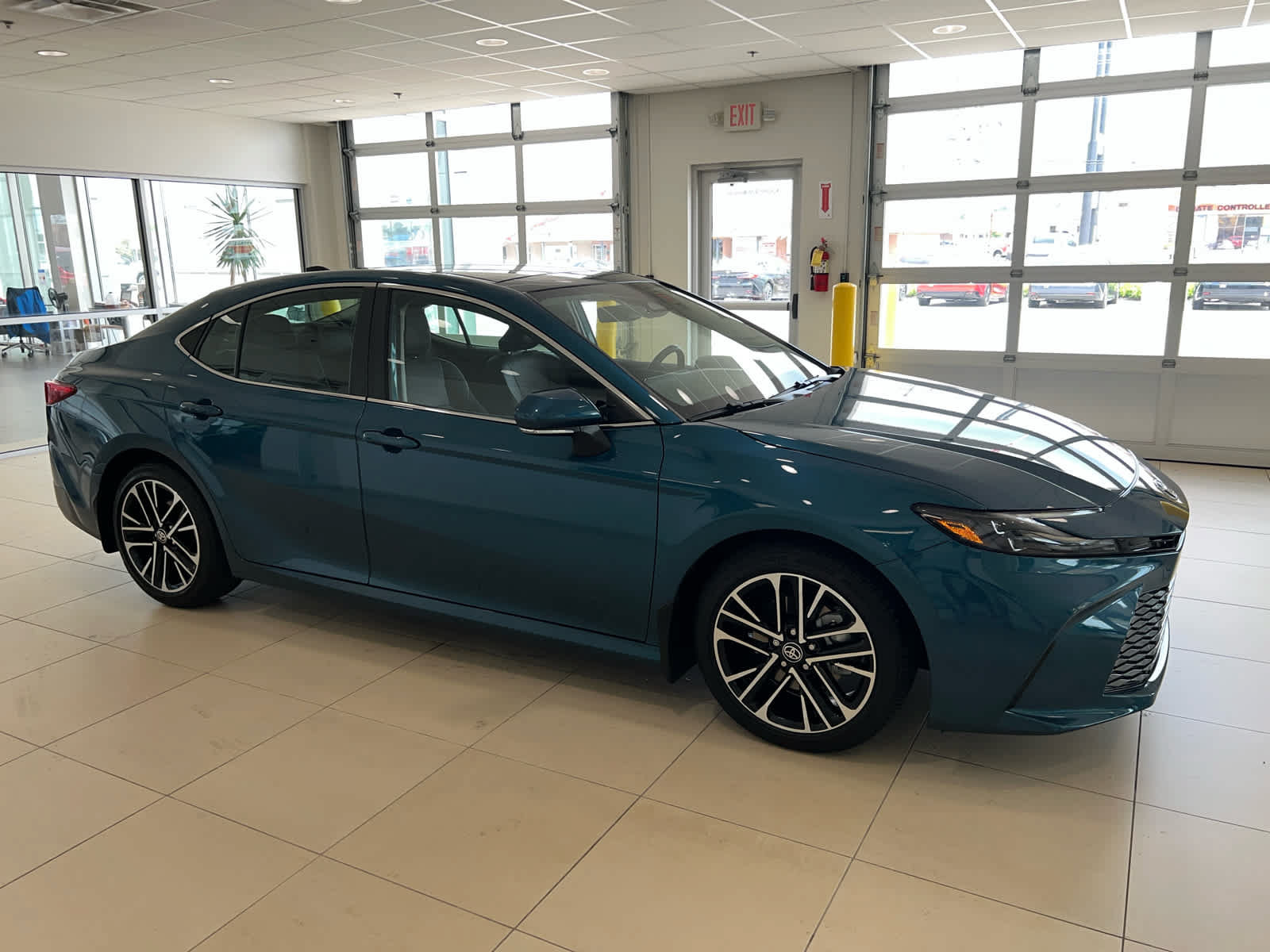 Used 2025 Toyota Camry XLE