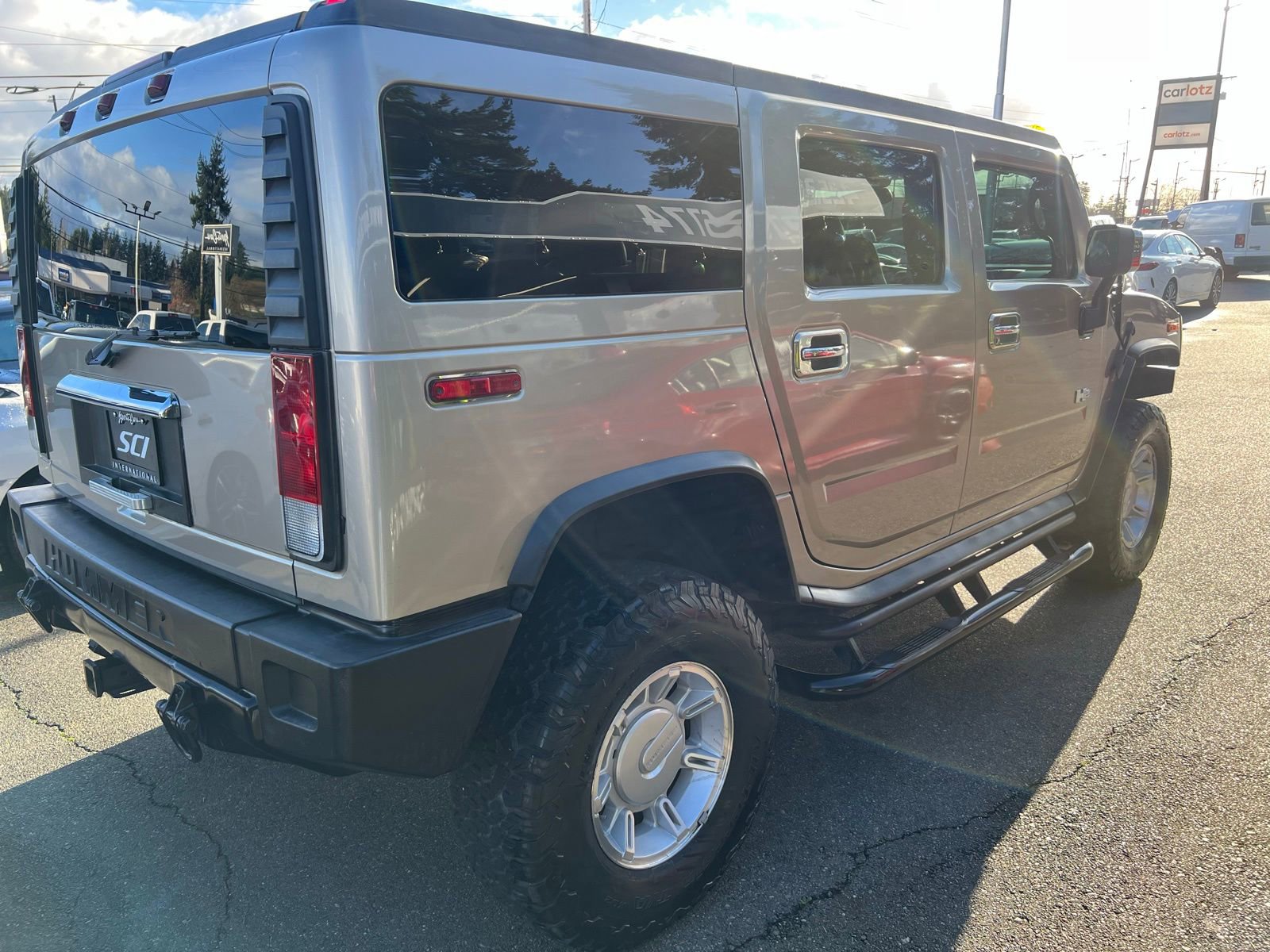 Used 2005 HUMMER H2 w/ Preferred Equipment Group image 6