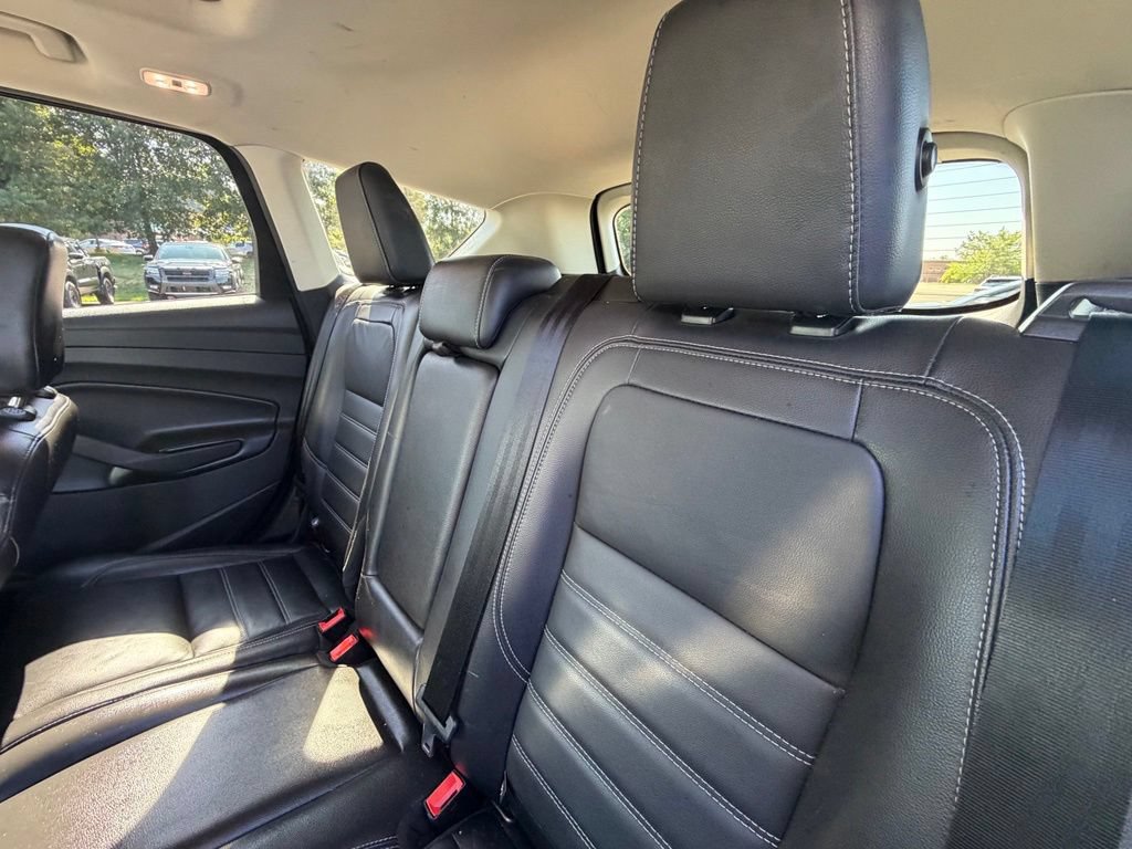 Used 2018 Ford Escape Titanium w/ Ford Safe & Smart Package AWD/4WD image 8