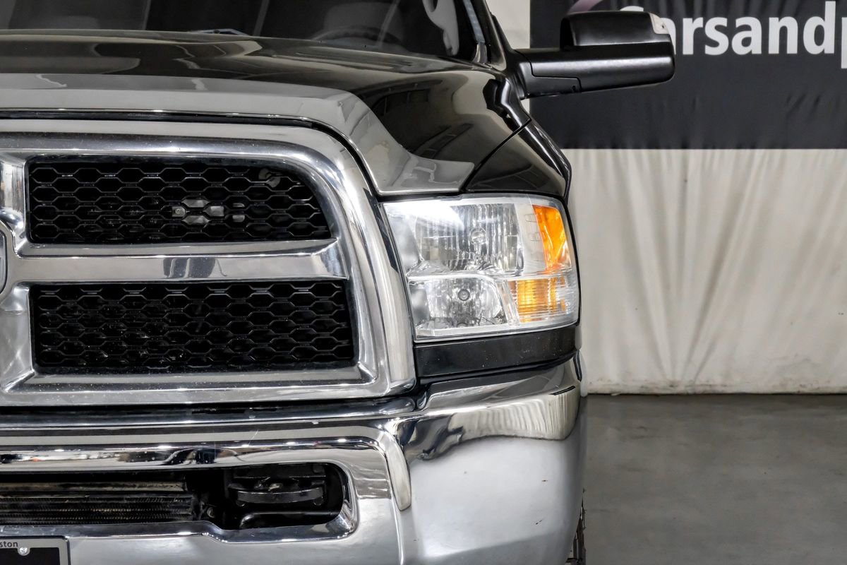 Used 2017 RAM 2500 Tradesman w/ Chrome Appearance Group image 37