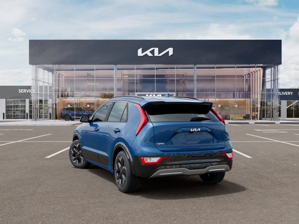 New 2026 Kia Niro Wind w/ Wind Preserve Package FWD image 4