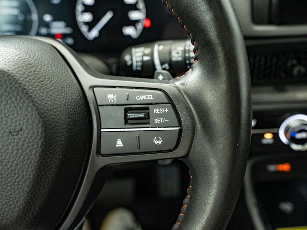Used 2025 Honda CR-V Sport-L image 30