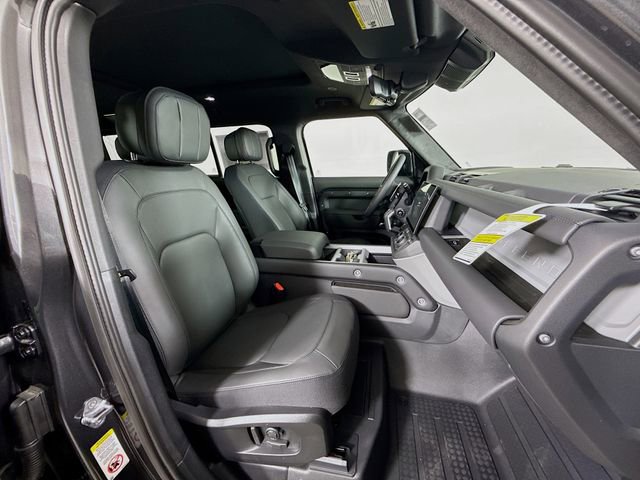 New 2026 Land Rover Defender 110 V8 AWD/4WD image 30