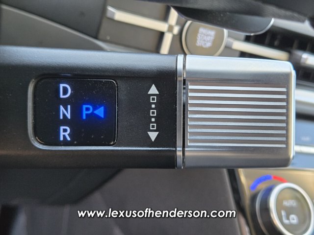 Used 2025 Hyundai Santa Fe SEL AWD/4WD image 30