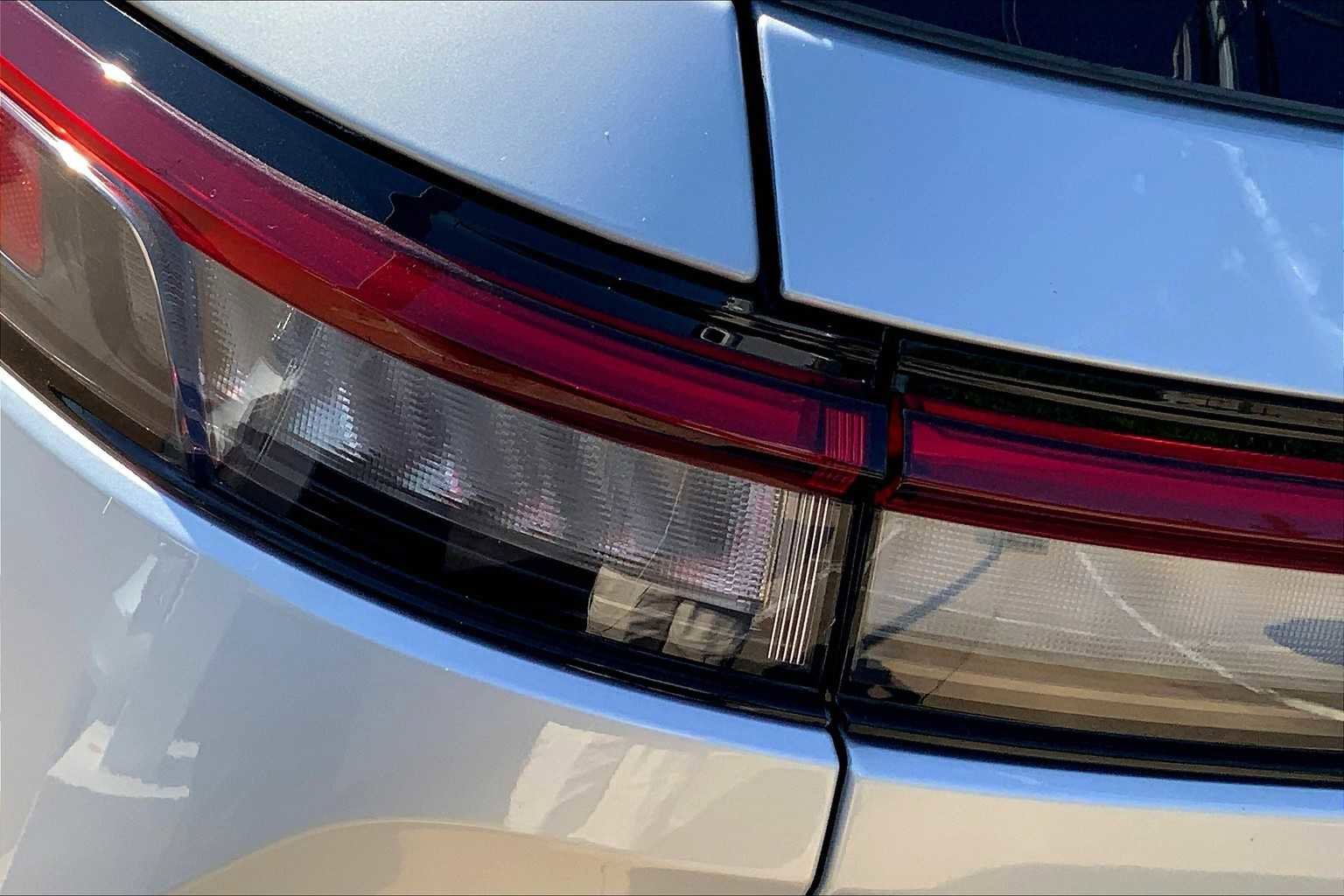 New 2025 Jeep Grand Cherokee Altitude image 14