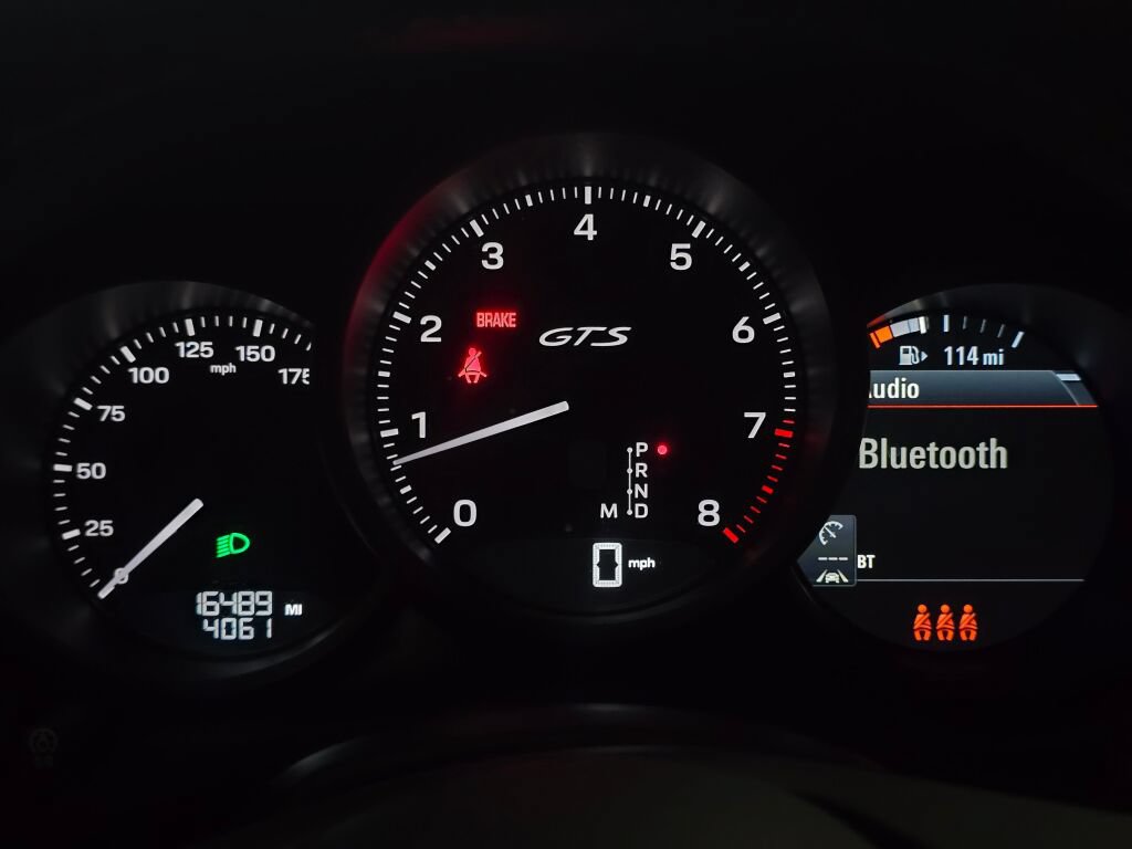 Certified 2024 Porsche Macan GTS AWD/4WD image 35
