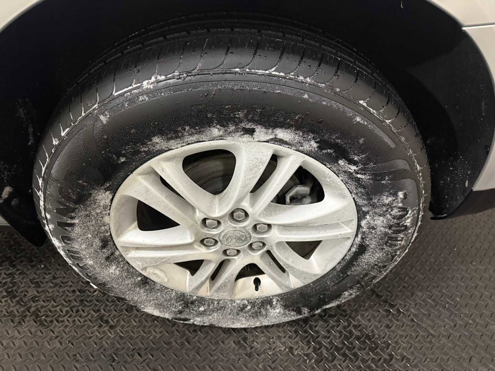 Used 2020 Buick Enclave Essence w/ Sound and Sites Package image 9