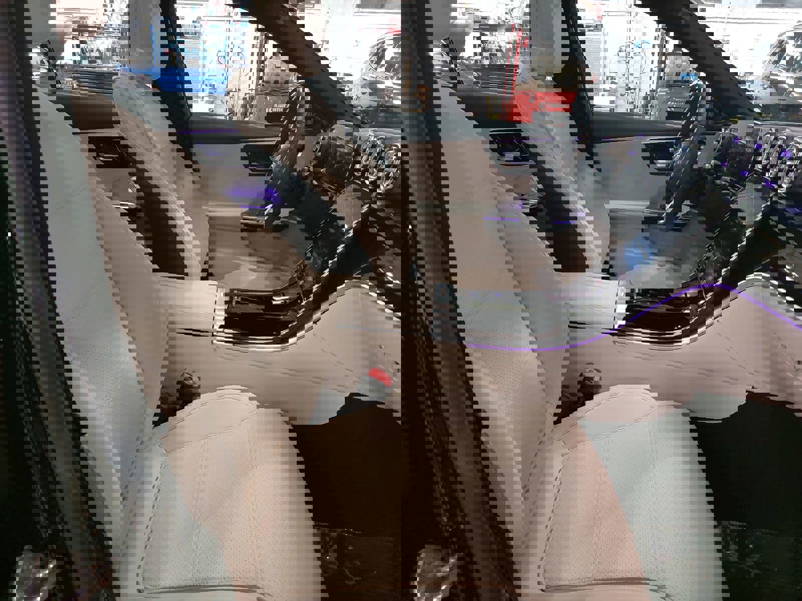 Used 2023 Mercedes-Benz C 300 C 300 image 10