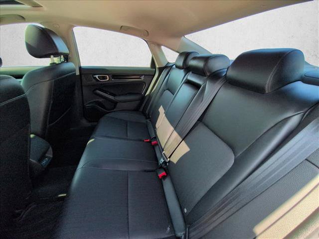 Used 2022 Honda Civic Touring image 18