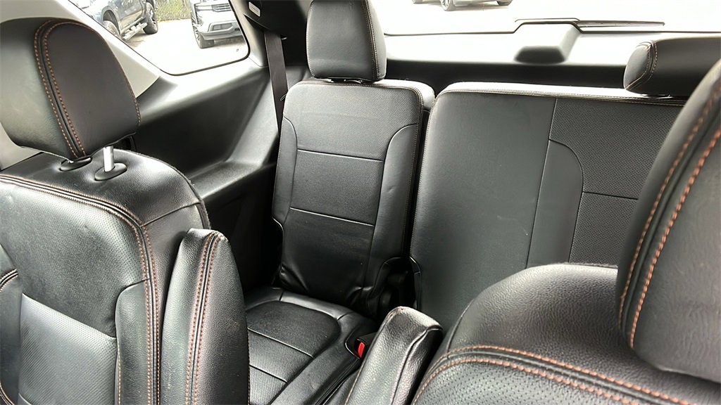 Used 2019 Chevrolet Traverse LT image 23