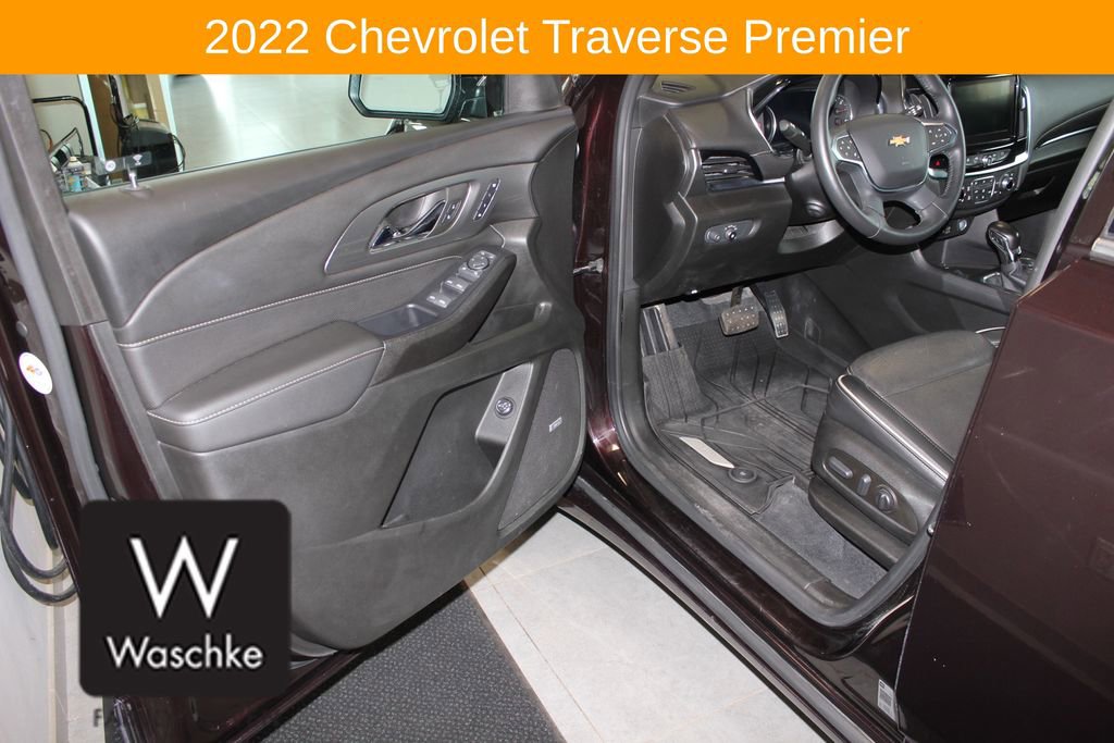 Used 2022 Chevrolet Traverse Premier w/ LPO, Floor Liner Package AWD/4WD image 16