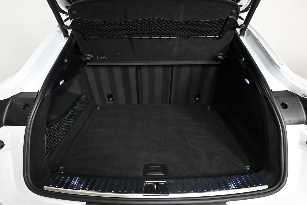 Used 2020 Porsche Cayenne AWD/4WD image 28