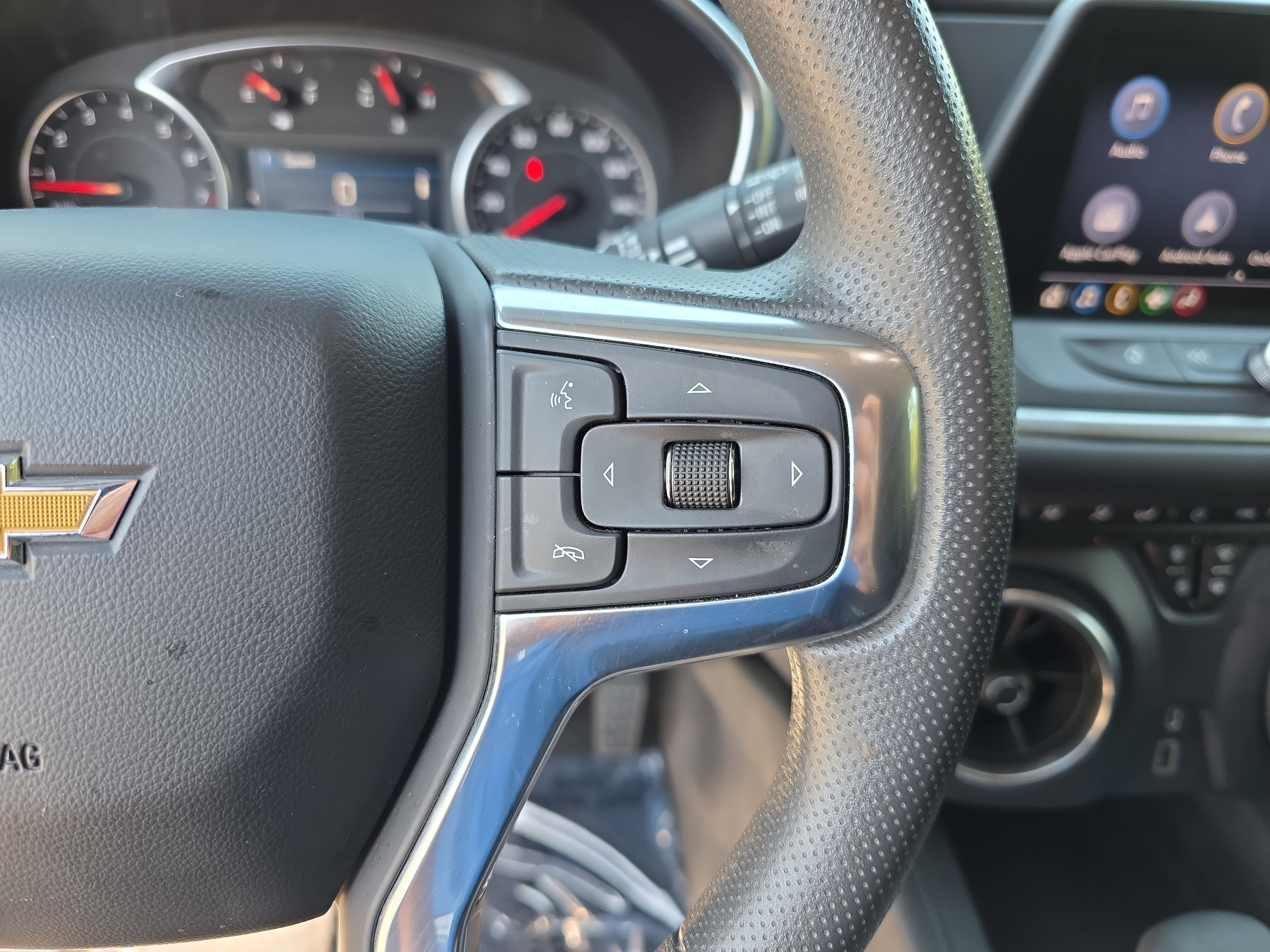 Used 2021 Chevrolet Blazer LT FWD image 16