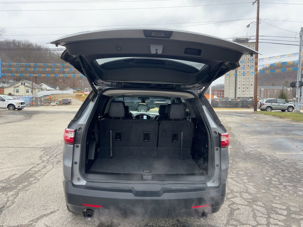 Used 2020 Chevrolet Traverse RS image 36