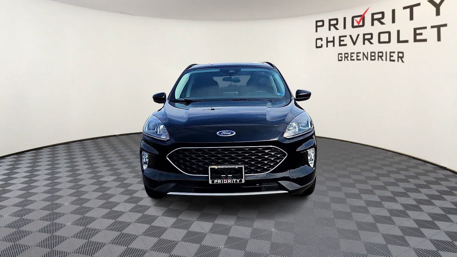 Used 2022 Ford Escape SEL w/ Technology Package FWD image 3