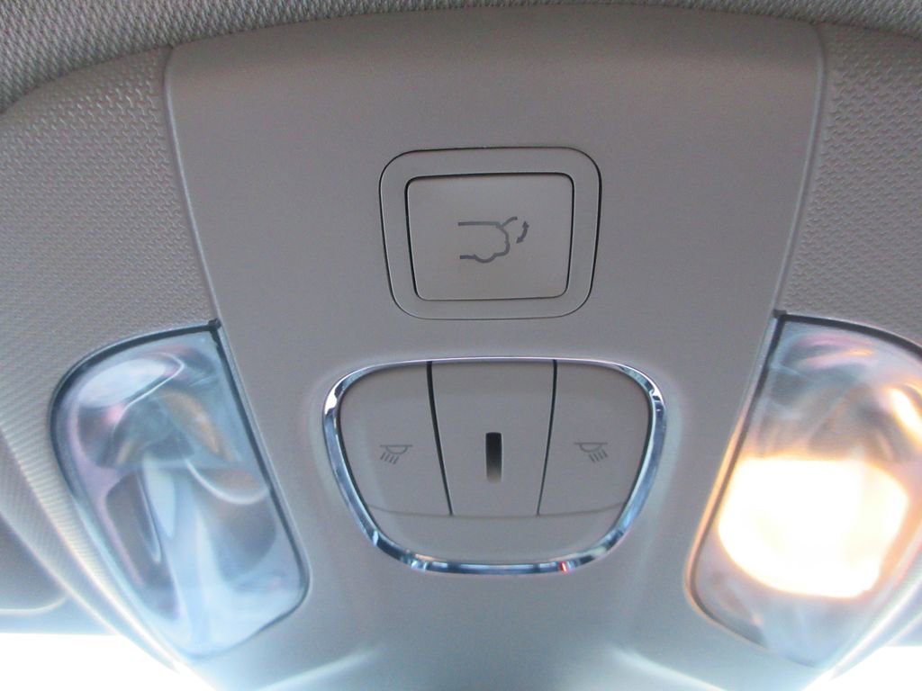 Used 2022 Jeep Compass Trailhawk w/ Trailhawk Elite Group image 36