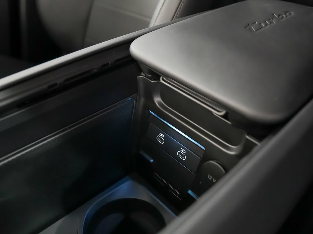 New 2026 Porsche Cayenne Turbo Electric AWD/4WD image 37