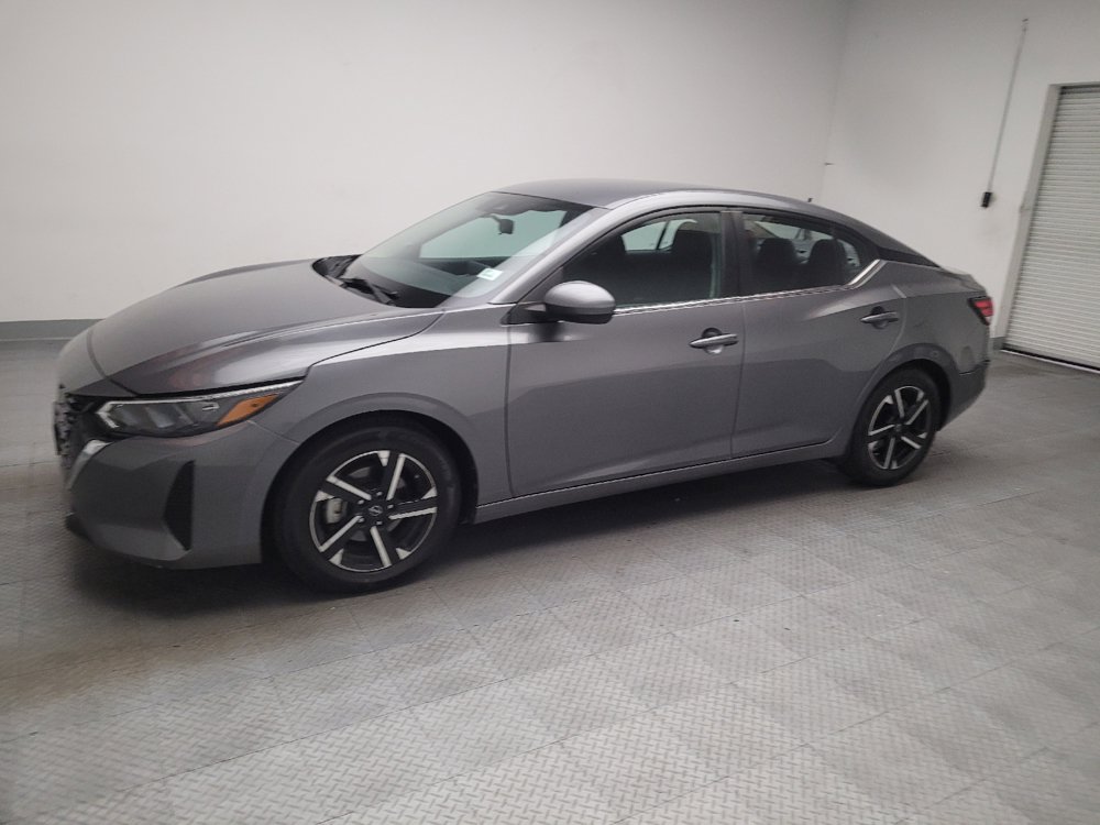 Used 2024 Nissan Sentra SV FWD image 2