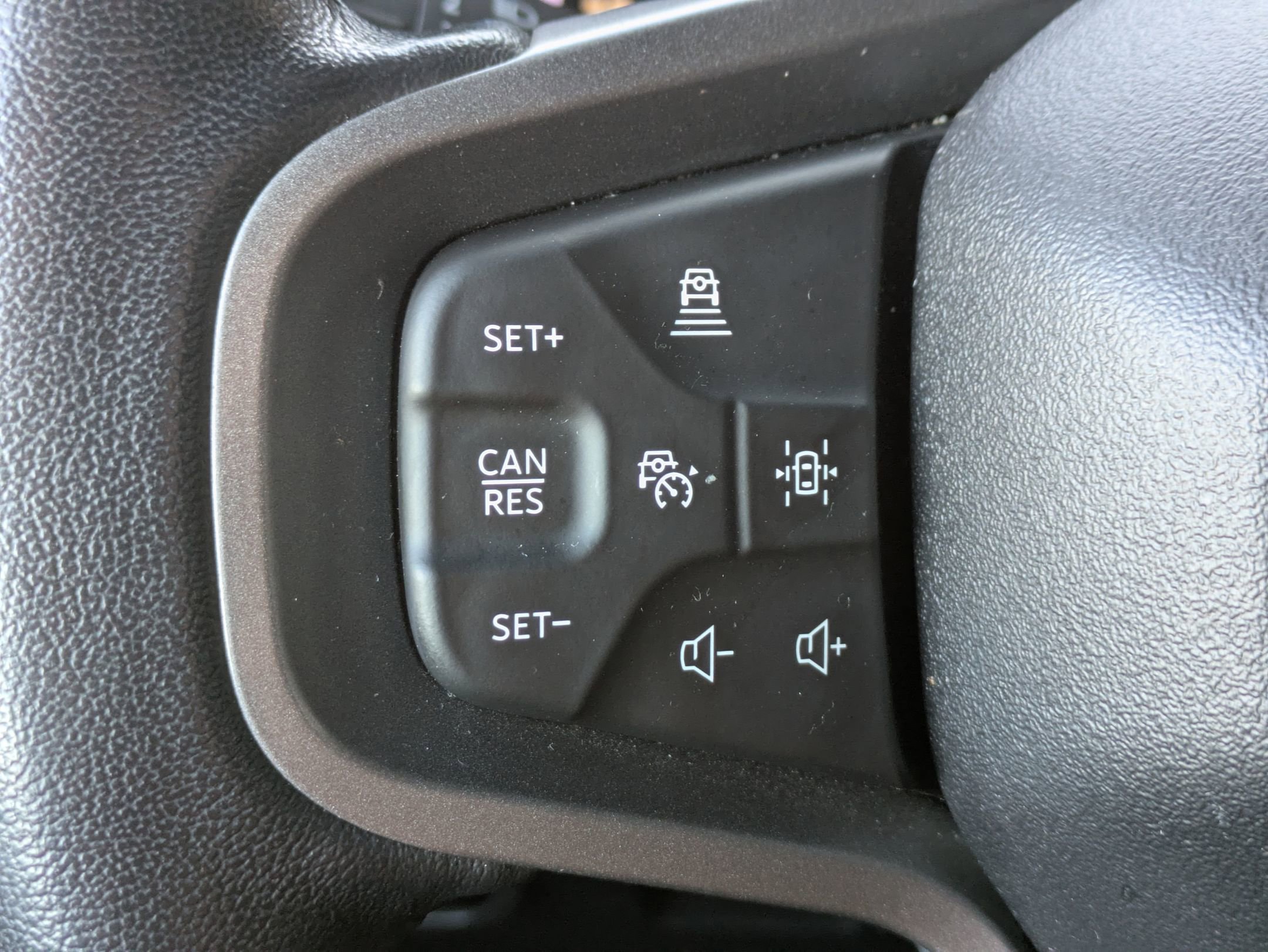 Used 2023 Ford Bronco Badlands image 12