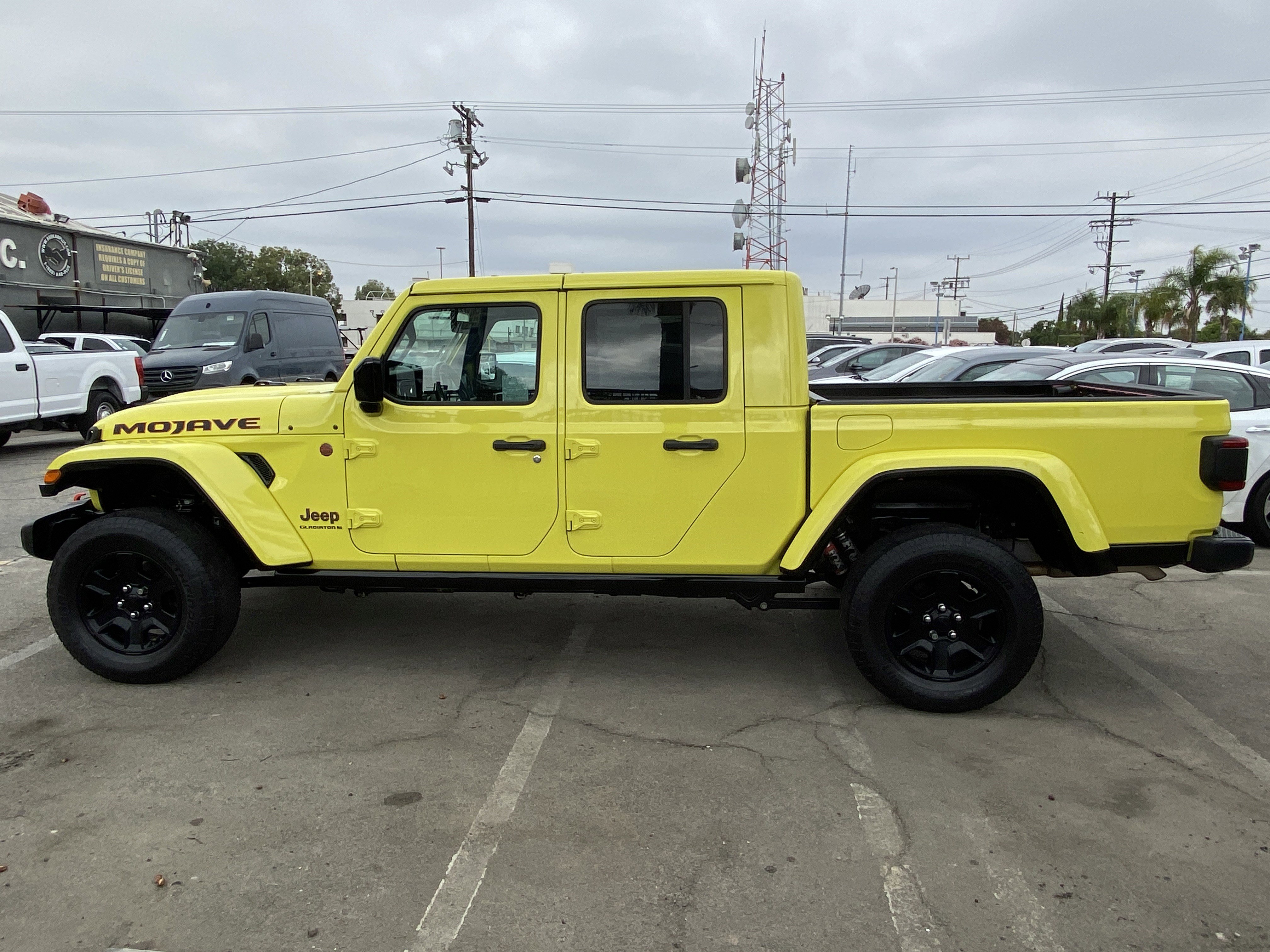 Used 2023 Jeep Gladiator Mojave w/ LED Lighting Group image 11