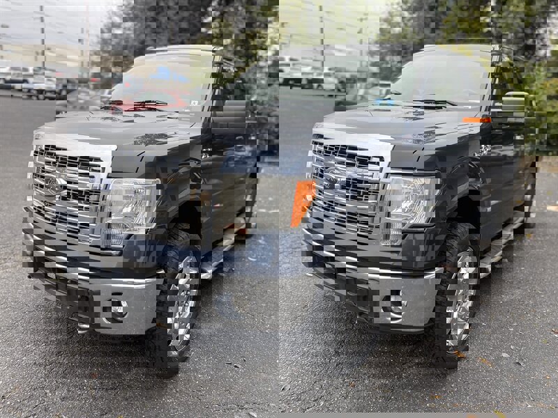 Used 2013 Ford F150 XLT w/ Luxury Equipment Group image 4