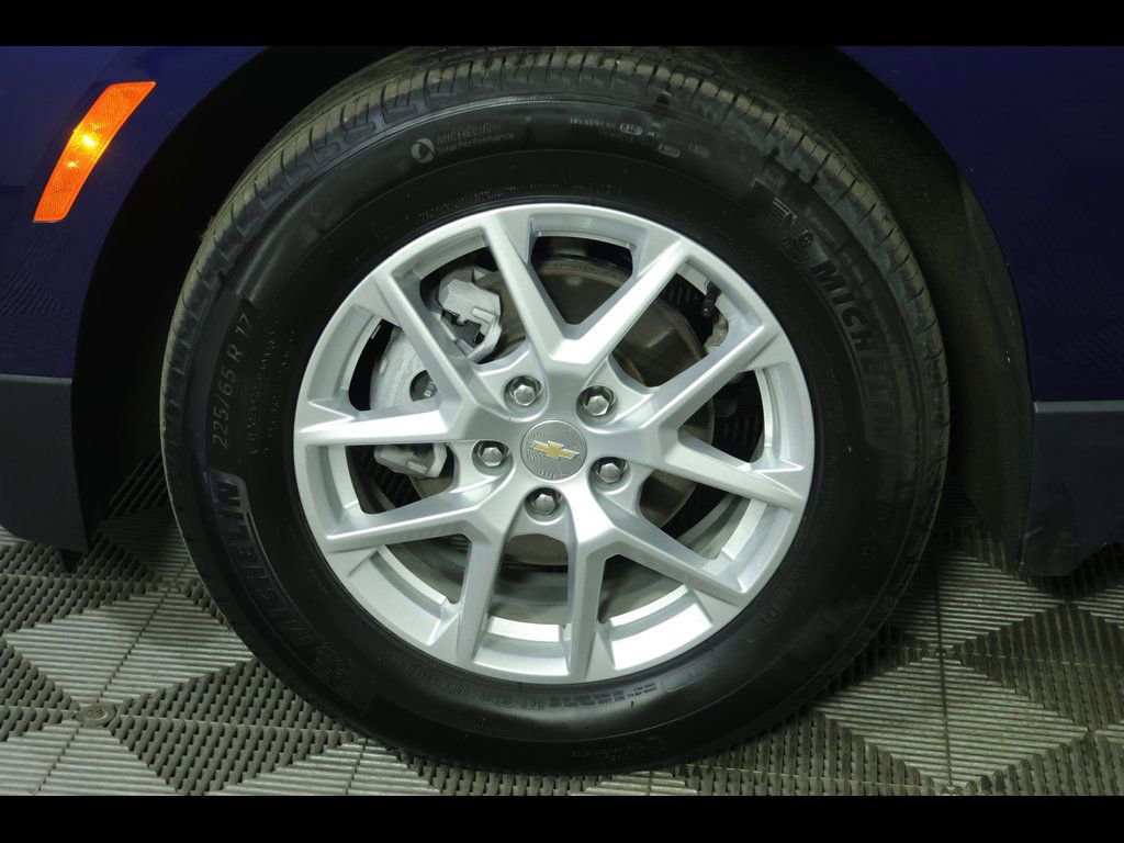 Used 2023 Chevrolet Equinox LT image 6