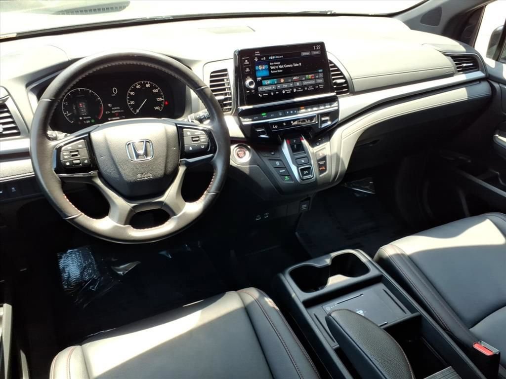 Used 2025 Honda Odyssey Sport-L image 23