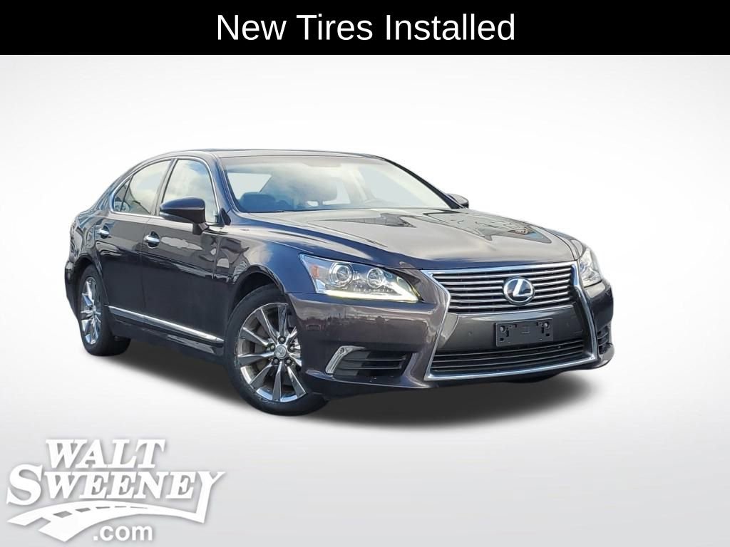 Used 2015 Lexus LS 460 AWD w/ Comfort Package image 1