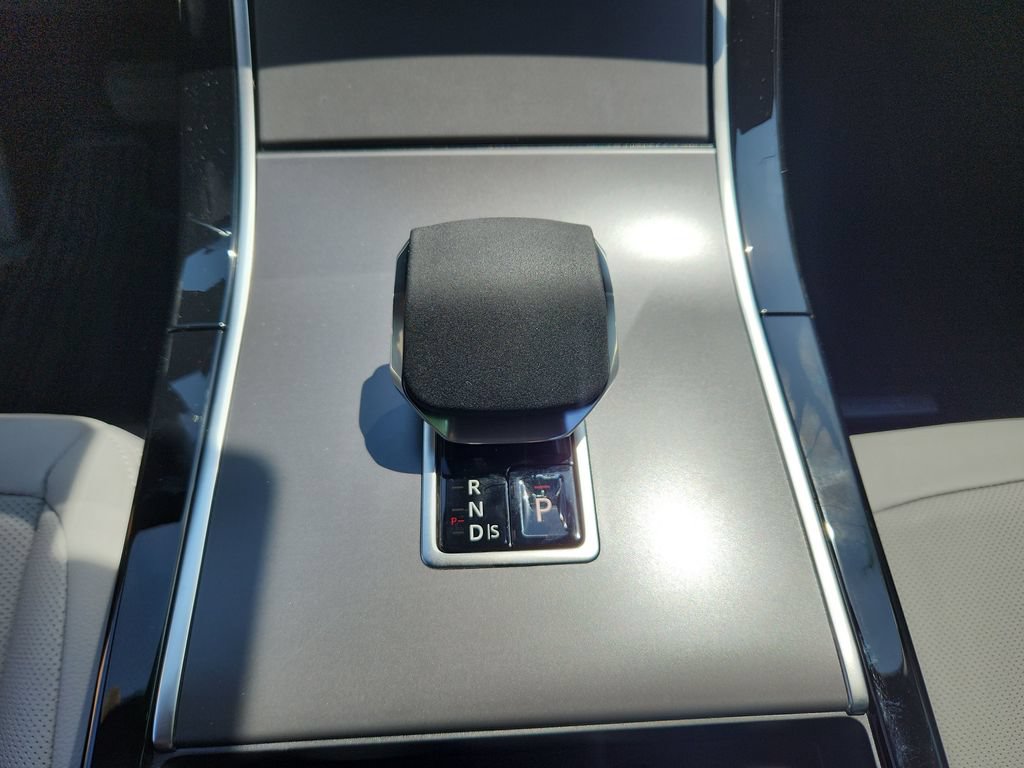 New 2026 Land Rover Range Rover Evoque S AWD/4WD image 16