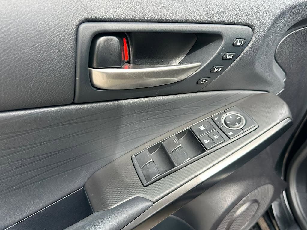 Used 2023 Lexus IS 350 F Sport AWD/4WD image 15