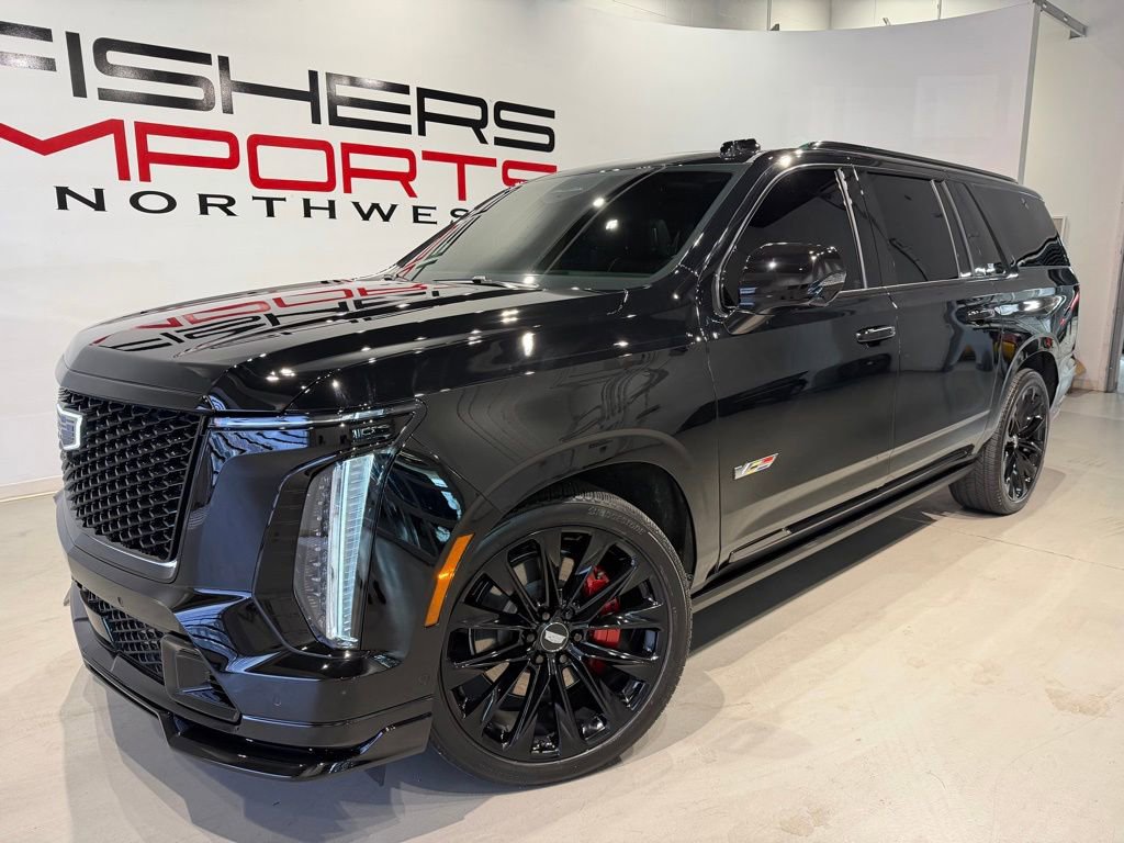 Used 2026 Cadillac Escalade ESV V image 2