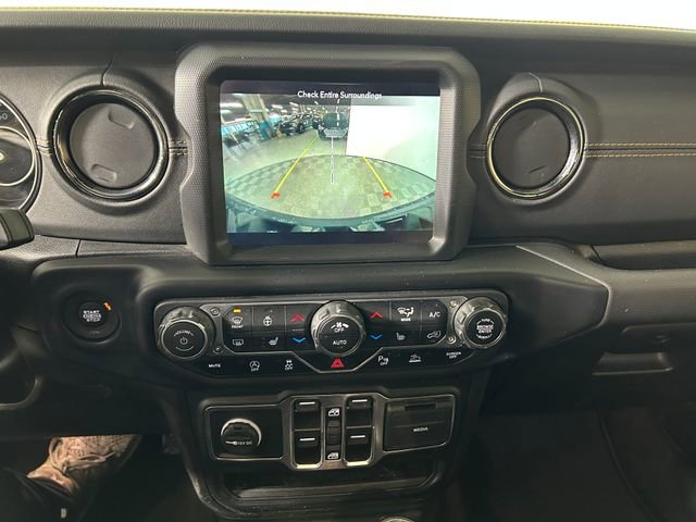 Used 2022 Jeep Wrangler Unlimited Sahara image 23