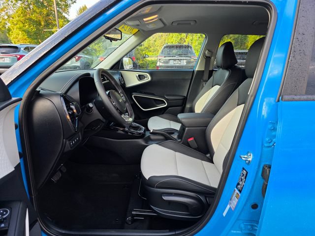 Certified 2024 Kia Soul GT-Line FWD image 16
