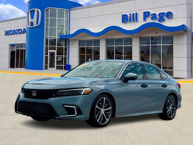 Used 2022 Honda Civic Touring image 2