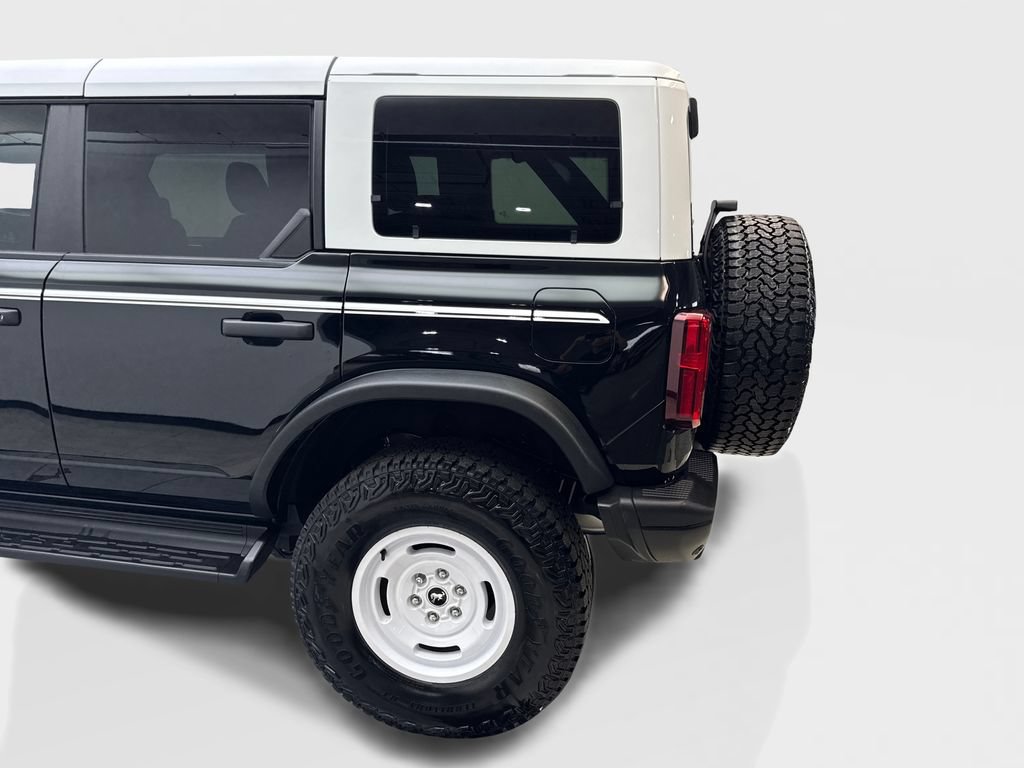 Used 2025 Ford Bronco Heritage Edition AWD/4WD image 16