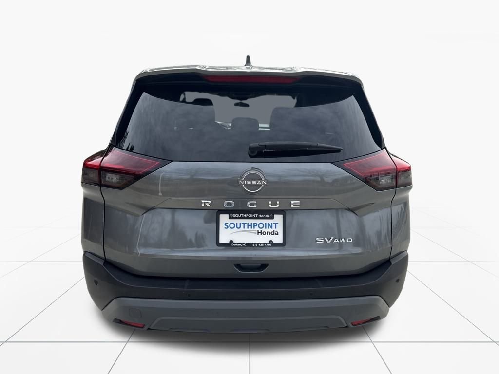 Used 2023 Nissan Rogue SV image 7