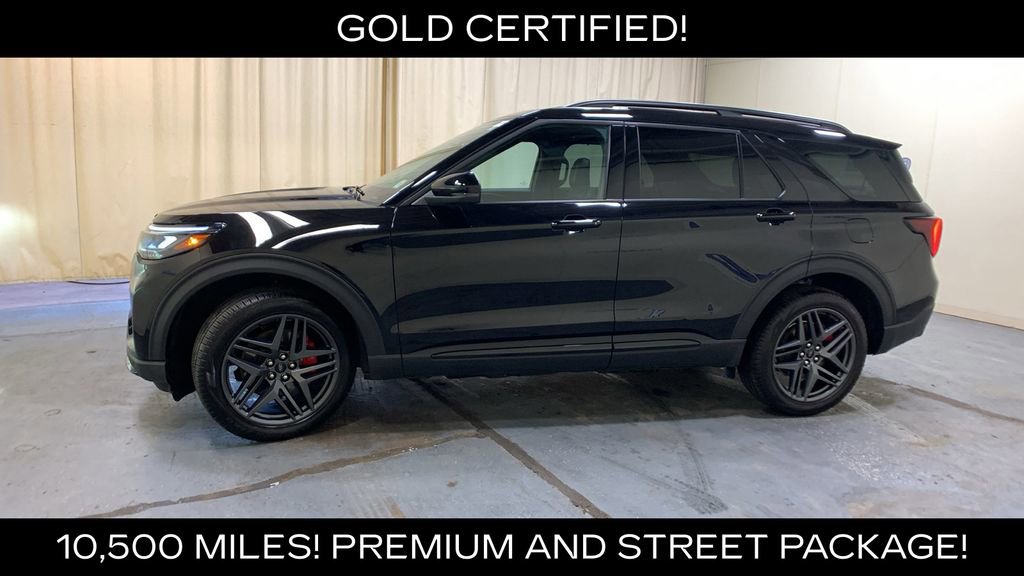 Certified 2025 Ford Explorer ST-Line w/ Premium Package image 6