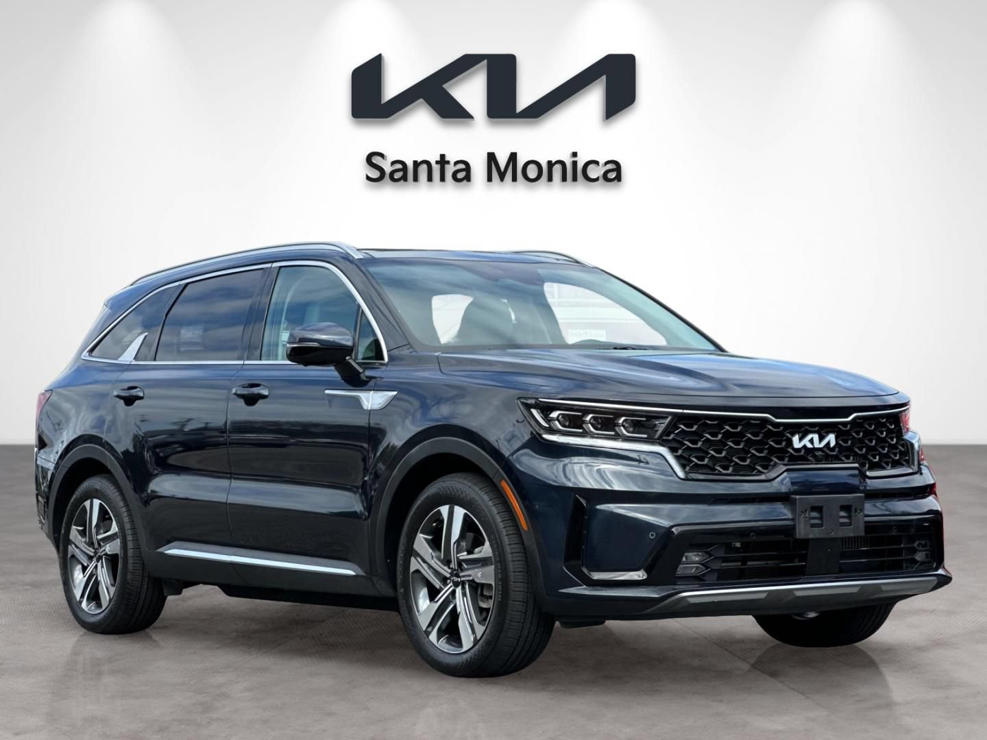 Certified 2023 Kia Sorento SX Prestige w/ Panoramic Sunroof Package AWD/4WD image 9
