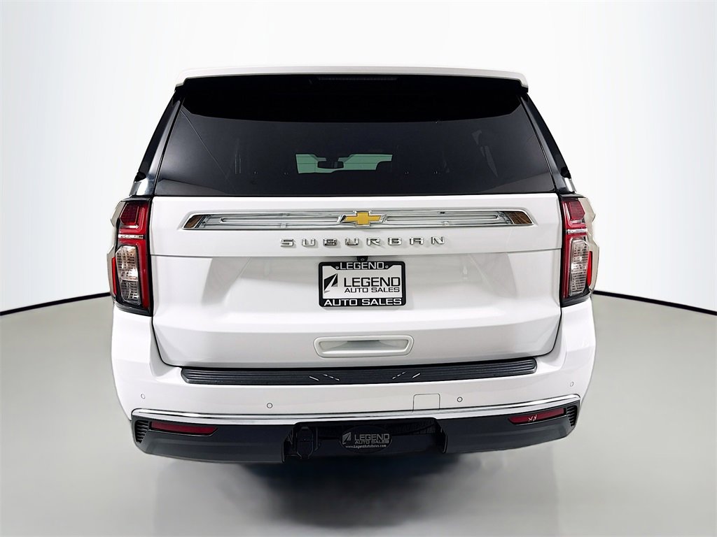 Used 2021 Chevrolet Suburban LT image 8
