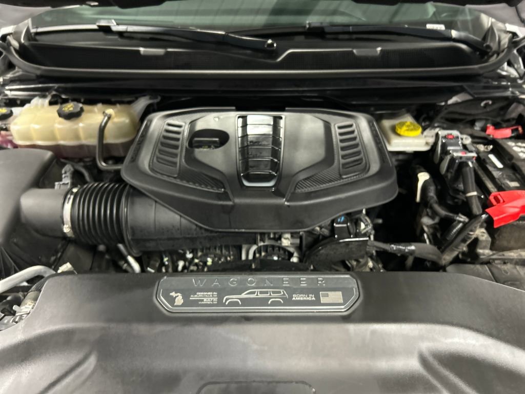 Used 2023 Jeep Wagoneer Series II AWD/4WD image 28