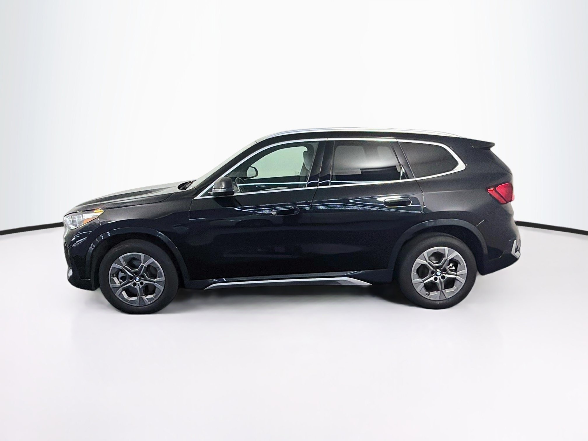 Used 2026 BMW X1 xDrive28i AWD/4WD image 4