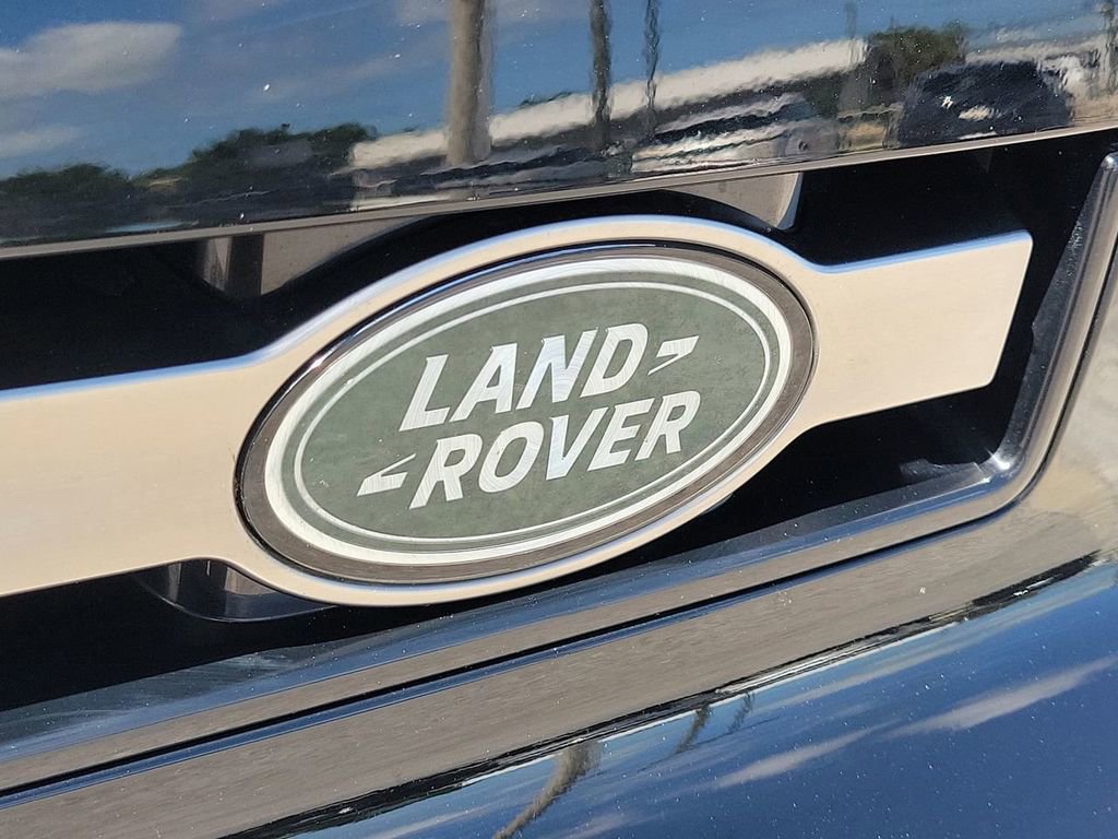 Used 2021 Land Rover Defender 110 X image 10