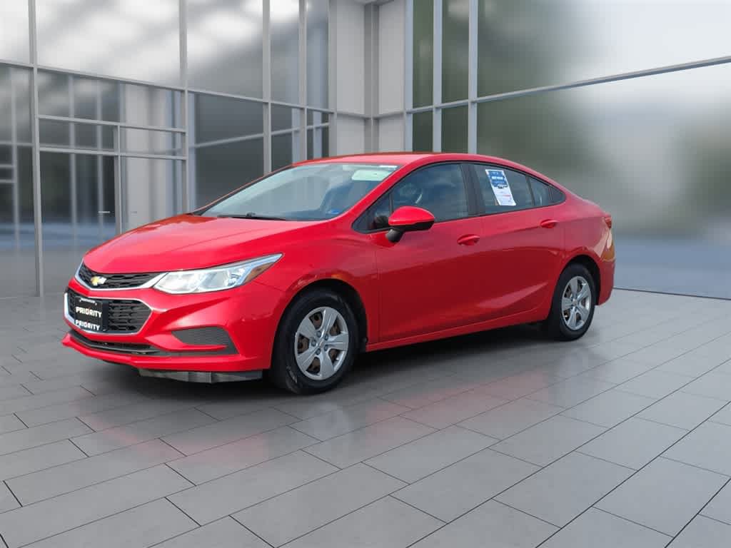 Used 2017 Chevrolet Cruze LS FWD image 5