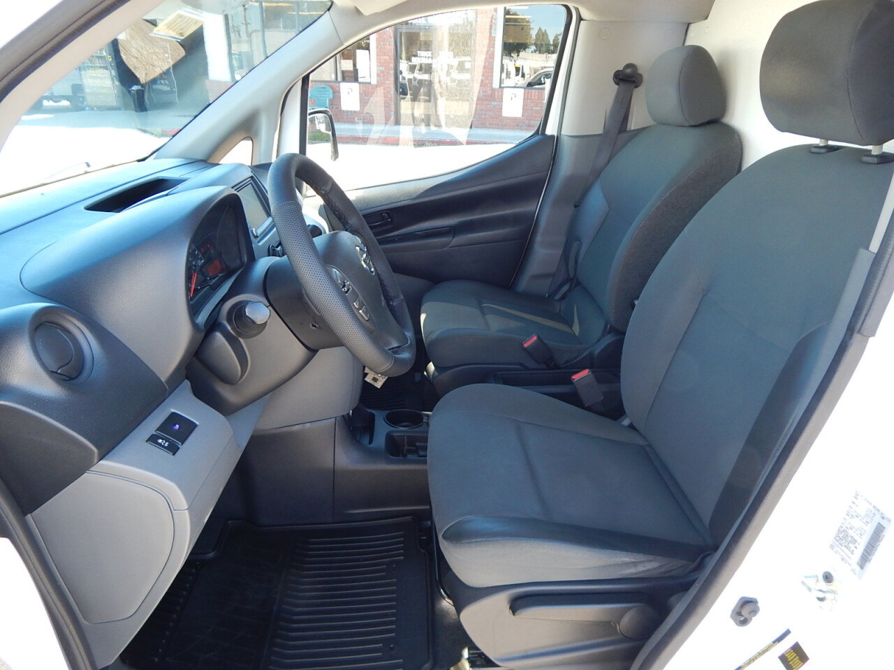 Used 2021 Nissan NV200 S FWD image 17